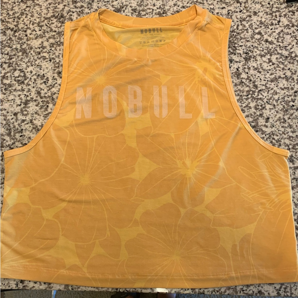 NOBULL Cropped Muscle Tank - Vintage Yellow Hibiscus - Small